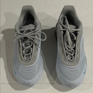 Nike Air Max Fire size 9 women’s gray with light blue. New without tags